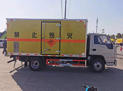 汤阴爆破器材运输车